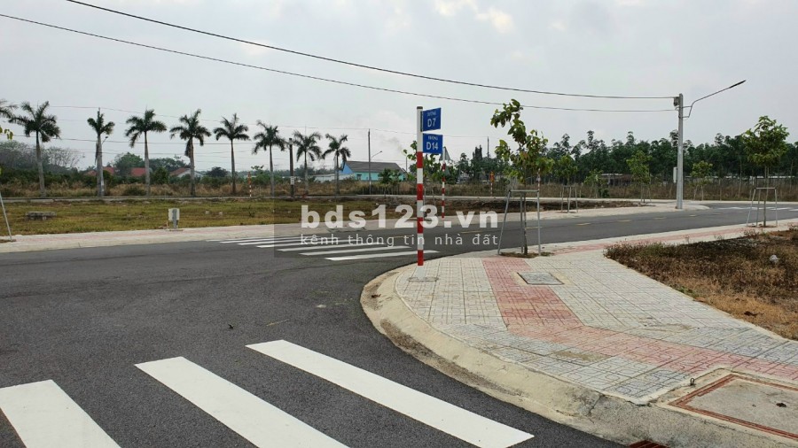 Còn vài suất đất thổ cư, có Sổ Hồng riêng gần trung tâm thị xã Bến Cát