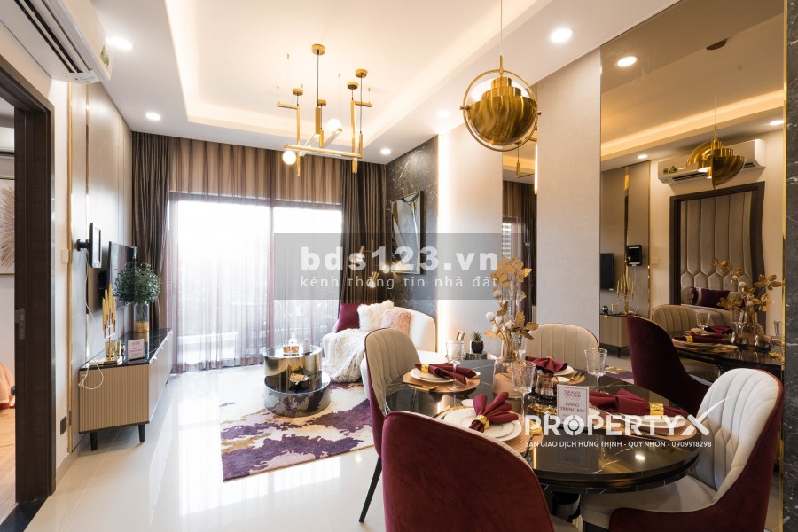 Bán căn 2pn Grand Center giá 2 tỷ 9 giảm còn 2 tỷ 3 tặng gói bảo hiểm 400 triệu+1 chỉ vàng + 1 máy lọc không khí