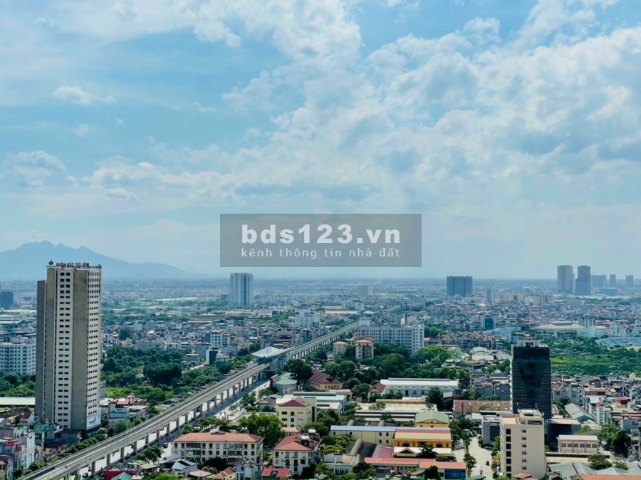 Bán căn hộ 3 ngủ dt 134m2, chỉ 2,7 tỷ nhận nhà, có sổ hồng ngay Goldmark city 136 Hồ Tùng Mậu