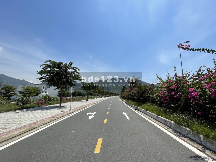 Cập nhật bảng hàng đất biển Bãi Dài Golden Bay 602 tháng 7/2021 từ 16 triệu/m2