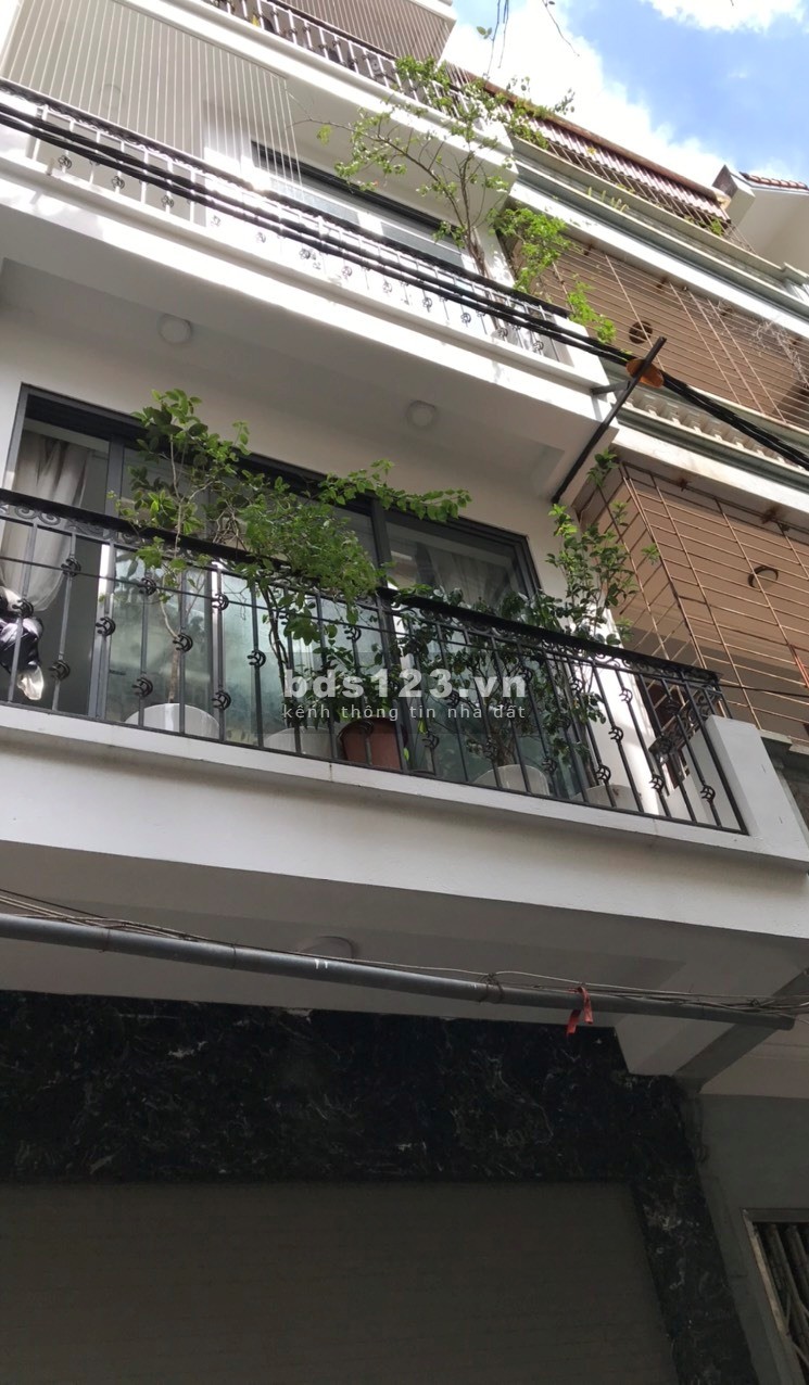 Bán nhà đất thổ cư Hà Đông. Phố Nguyễn văn Trỗi. Nhà 4 tầng, dt 38 m2, 3.5 tỷ.