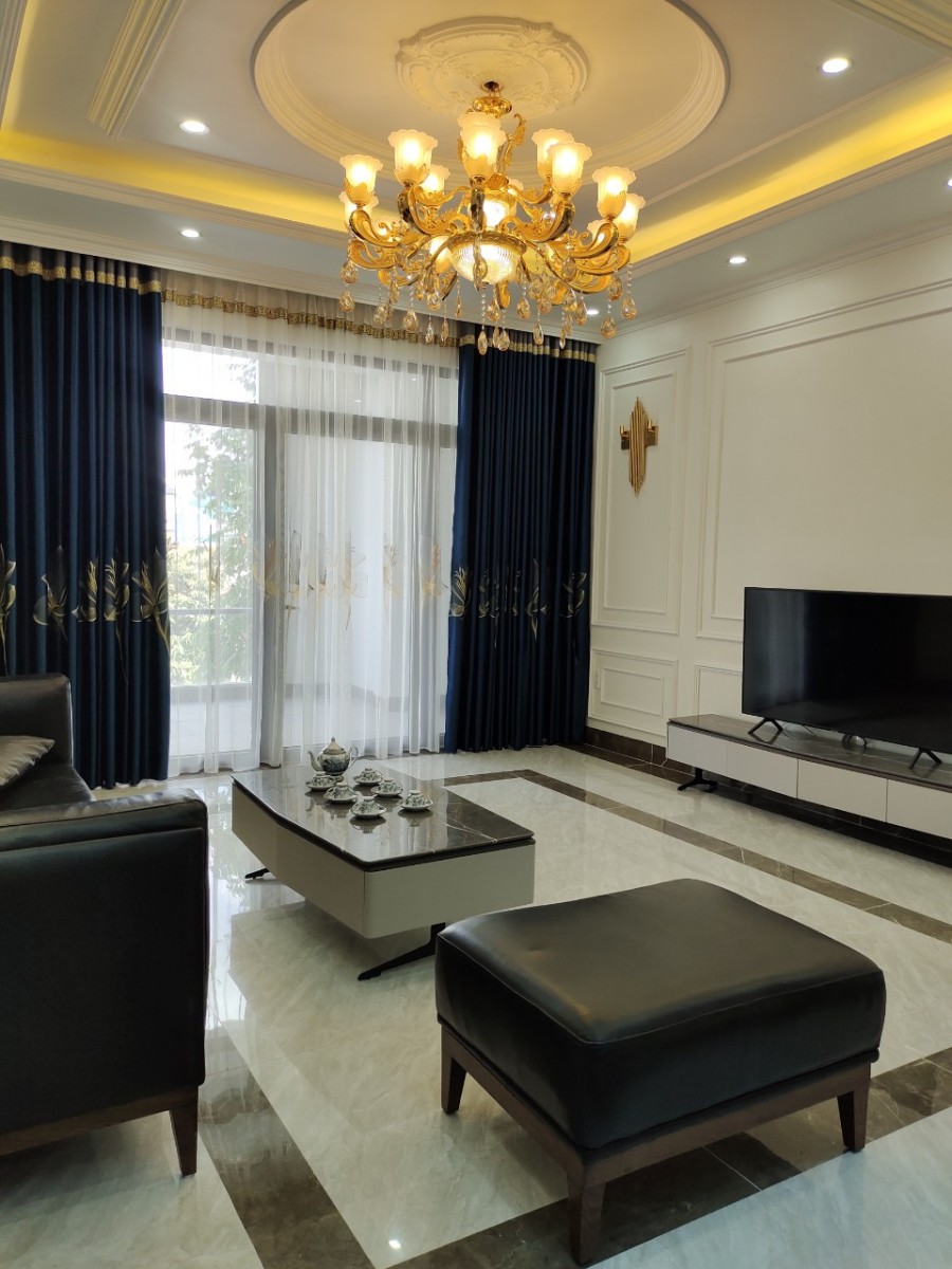 Chính chủ bán nhà lô 9 liền kề 3 KĐT ĐamSan, Phú Xuân, TP Thái Bình DT95m2x5 tầng Giá 6.8 tỷ