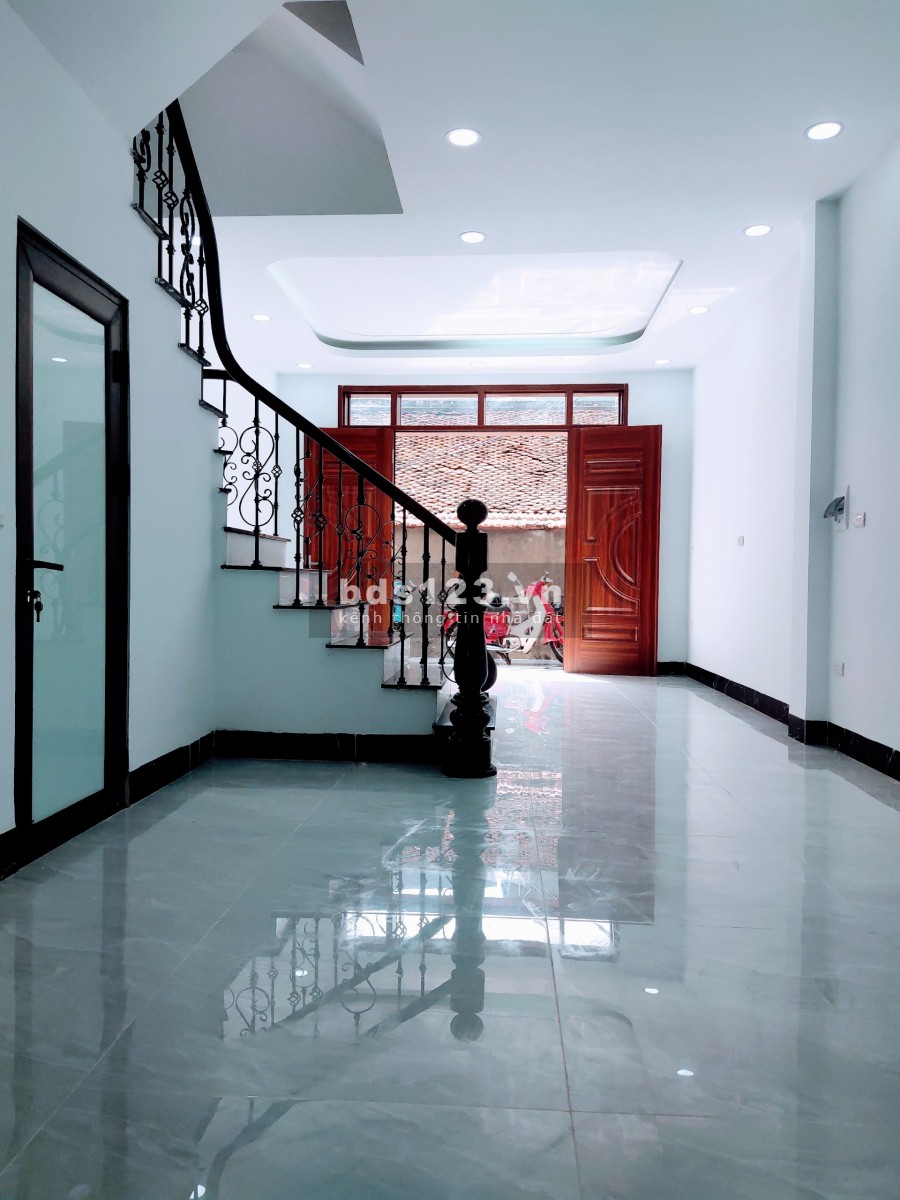 Bán căn nhà 41m2 Xuân Phương Nam Từ Liêm 150m ra đường Trần Hữu Dực, 2 phút di chuyển vào Mỹ Đình
