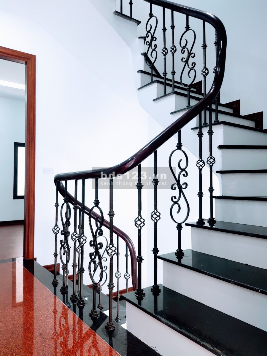 Bán căn nhà 41m2 Xuân Phương Nam Từ Liêm 150m ra đường Trần Hữu Dực, 2 phút di chuyển vào Mỹ Đình