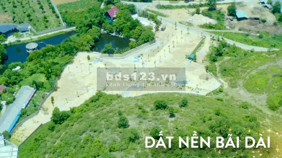Do hết tiền gia đình cần bán 1 lô mặt đường duy nhất của khu Green Villas, đối diện xanh vilas