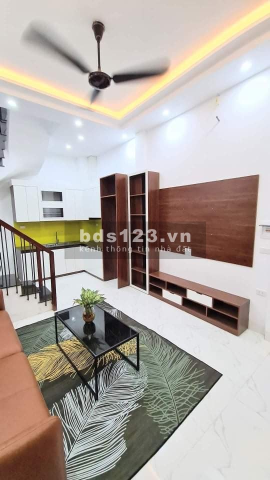Bán nhà ngõ 299 Hoàng Mai 2 mặt thoáng, khu dân trí, giá bán 5.7…