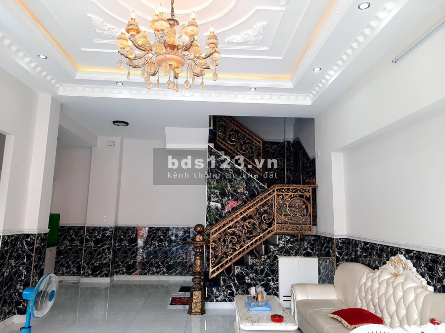 Nhỉnh 7 tỷ có nhà xinh lung linh, Nguyễn Oanh, 64m2, khu VIP, kinh doanh đỉnh