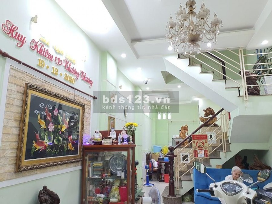 "Nhà Bán Gấp 4.7TỶ -3Tầng -43m2 -SHR -Đường Lý Thường Kiệt -TB"