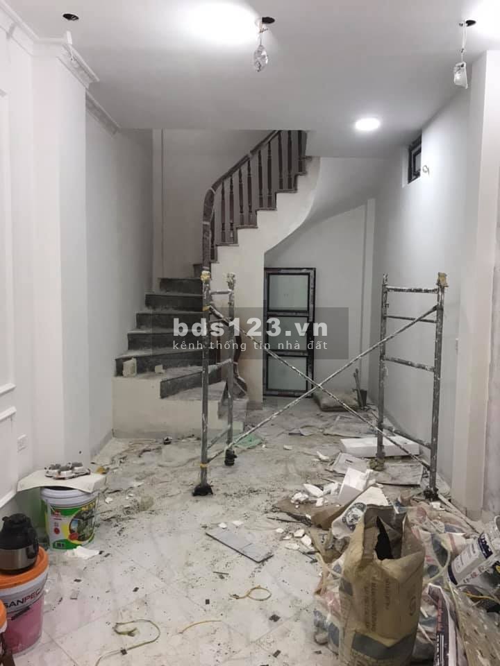 Bán nhà nguyên căn Minh Khai, diện tích sử dụng 35m2, 5 tầng, giá bán nhỉnh 3 tỷ