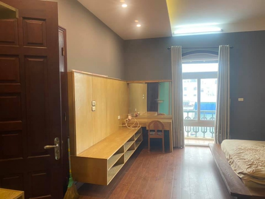 Siêu biệt thự Tây Hồ kinh doanh ô tô tránh, gần Hồ Tây, cực rẻ 139 triệu/m2