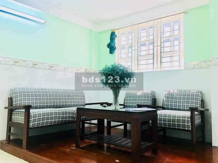 Bán nhà Trần Quang Khải Quận 1, đúc kiên cố 4 tầng, dt 25m2, giá bán 3.2 tỷ, lhcc