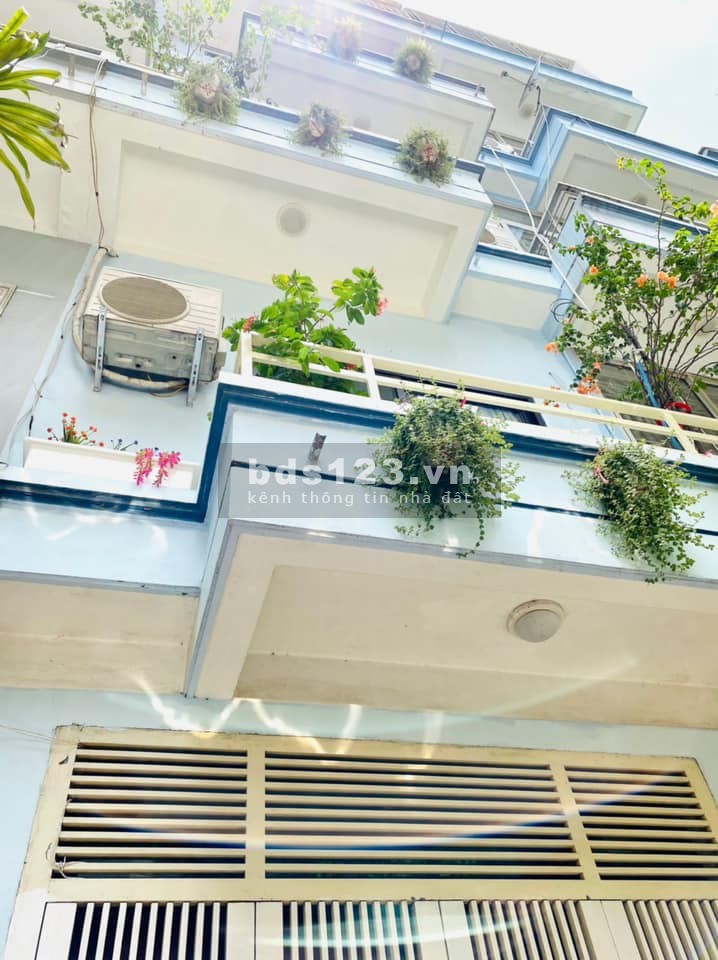 Bán nhà đẹp 5 tầng dt 56m2, mới keng sát phố xã Đàn, doanh thu hơn 20 triệu nhỉnh 4 tỷ