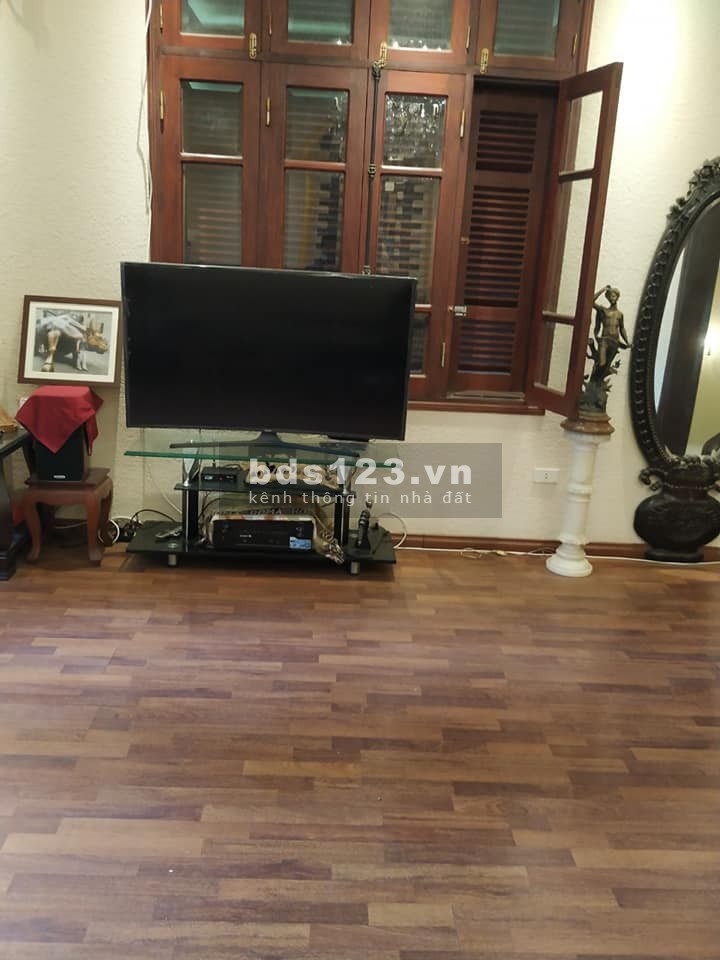 Bán biệt thự lô góc gần phố Nhật Chiêu, Tây Hồ, 120m x 4 tầng đẹp, gần hồ về ở ngay