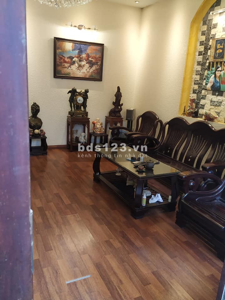 Bán biệt thự lô góc gần phố Nhật Chiêu, Tây Hồ, 120m x 4 tầng đẹp, gần hồ về ở ngay