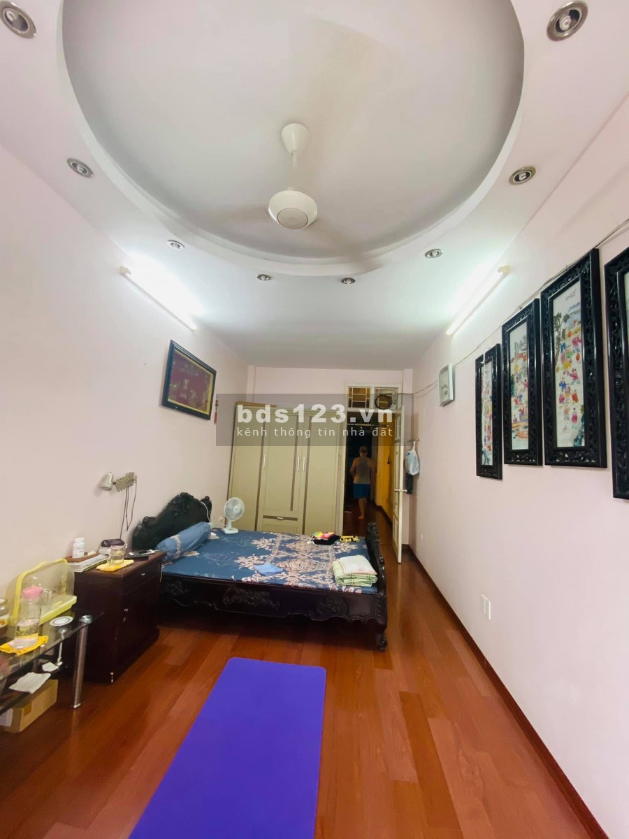 Bán nhà phố Lạc Trung, phân lô Lạc Trung, ô tô tránh vỉa hè dân trí cao, liên hệ 0935999898