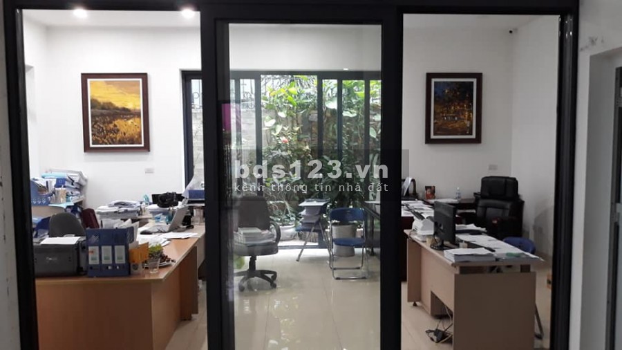 Siêu Hiếm, Nhà Xây Thô, KĐT Việt Hưng, diện tích 180m2 mt 10m Long Biên