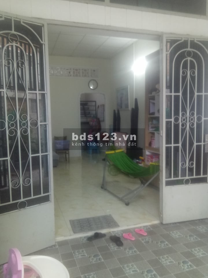 Nhà rộng 2 tầng. Cạnh Chợ Võ Thành Trang, Trường Chinh giá bán 4,1 tỷ