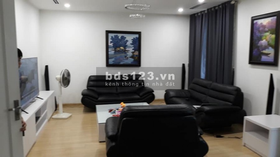 Siêu Hiếm, Nhà Xây Thô, KĐT Việt Hưng, diện tích 180m2 mt 10m Long Biên