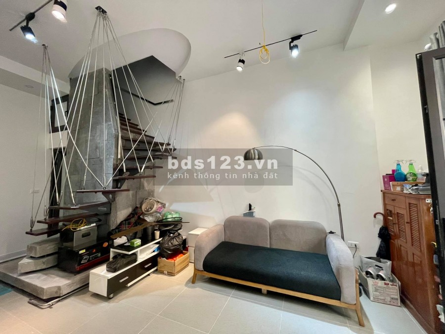 Nhà rộng thiết kế đỉnh và đẹp phố Tây Sơn, Đống Đa diện tích 48m2, 4 tầng giá 4,35 tỷ