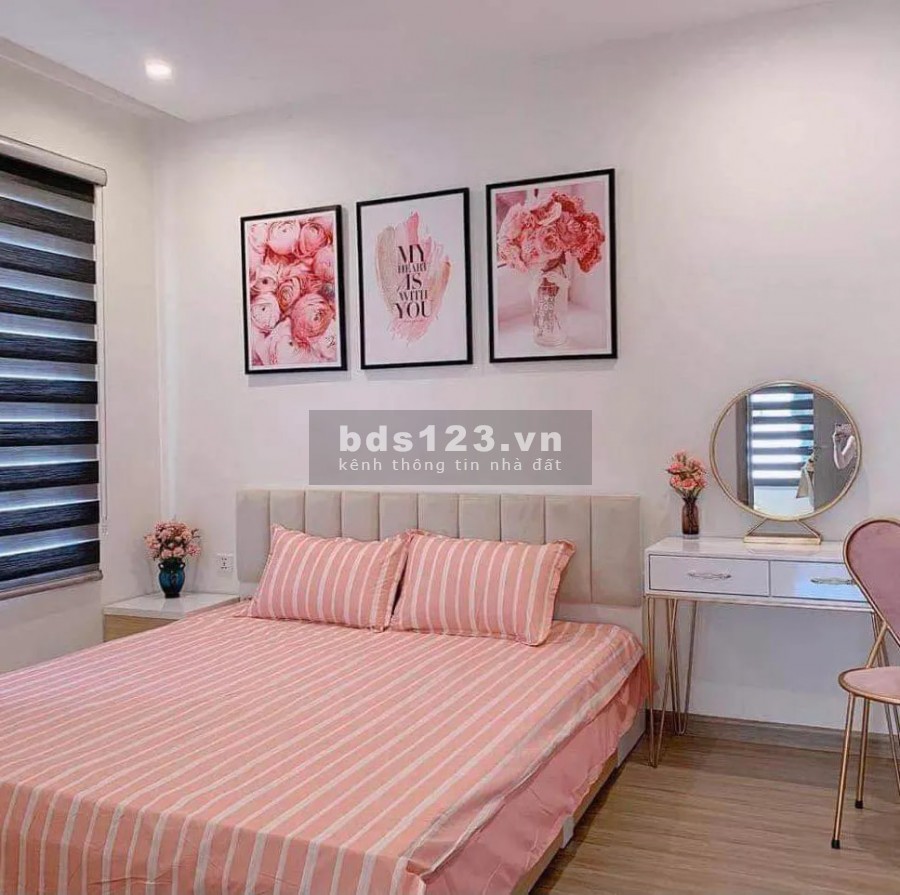 Nhỉnh 2 tỷ 40m2 nhà 5 tầng lõi Đống Đa, liên hệ 0987006872, sổ đỏ chính chủ vuông