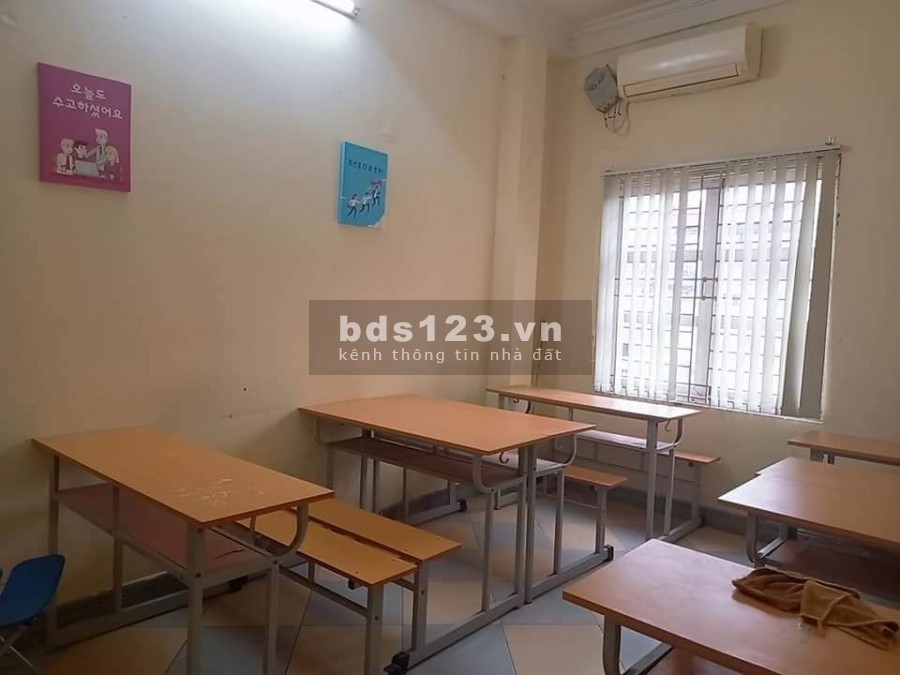 Bán nhà Đạt Từ kinh doanh gần hồ sát phố ô tô 7 chỗ đỗ cửa, mt 7m, đúc 5 tầng sổ chính chủ