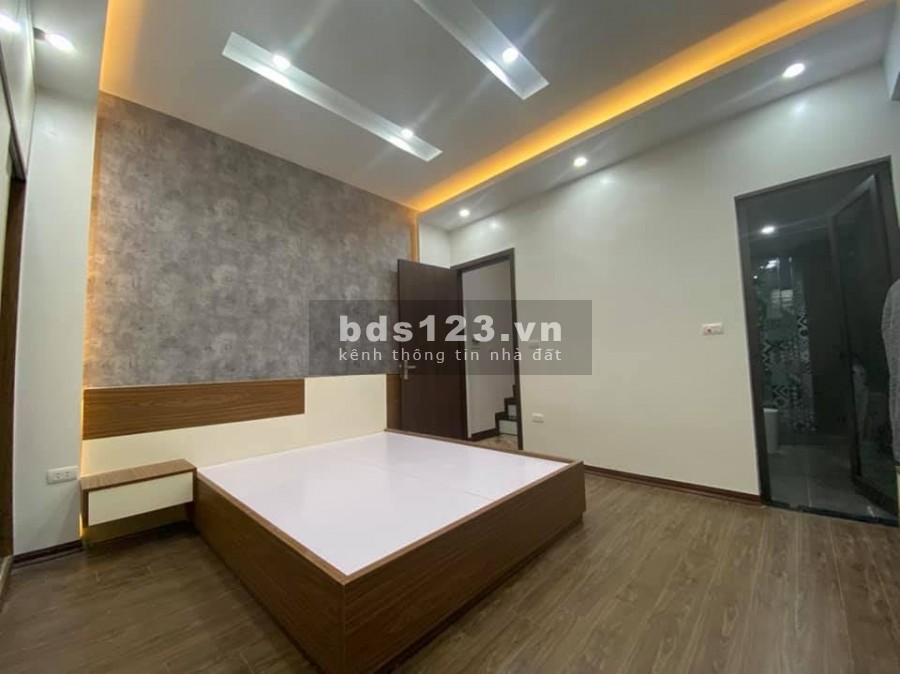 Siêu phẩm phân lô Trần Quang Diệu, ô tô đổ cửa, dt 75m2, 5 tầng, giá 9.3 tỷ