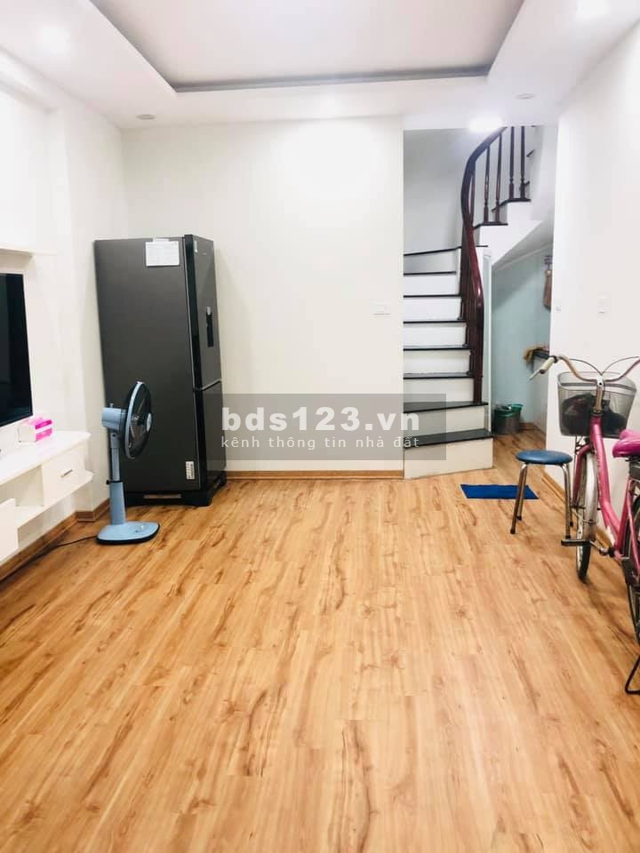 Bán nhà Minh Khai gần Chợ Mơ, đúc 4 tầng kiên cố full nội thất giá 2.3 tỷ