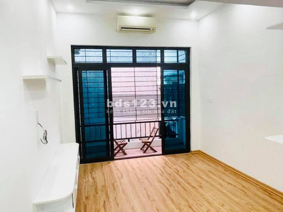 Bán nhà Minh Khai gần Chợ Mơ, đúc 4 tầng kiên cố full nội thất giá 2.3 tỷ