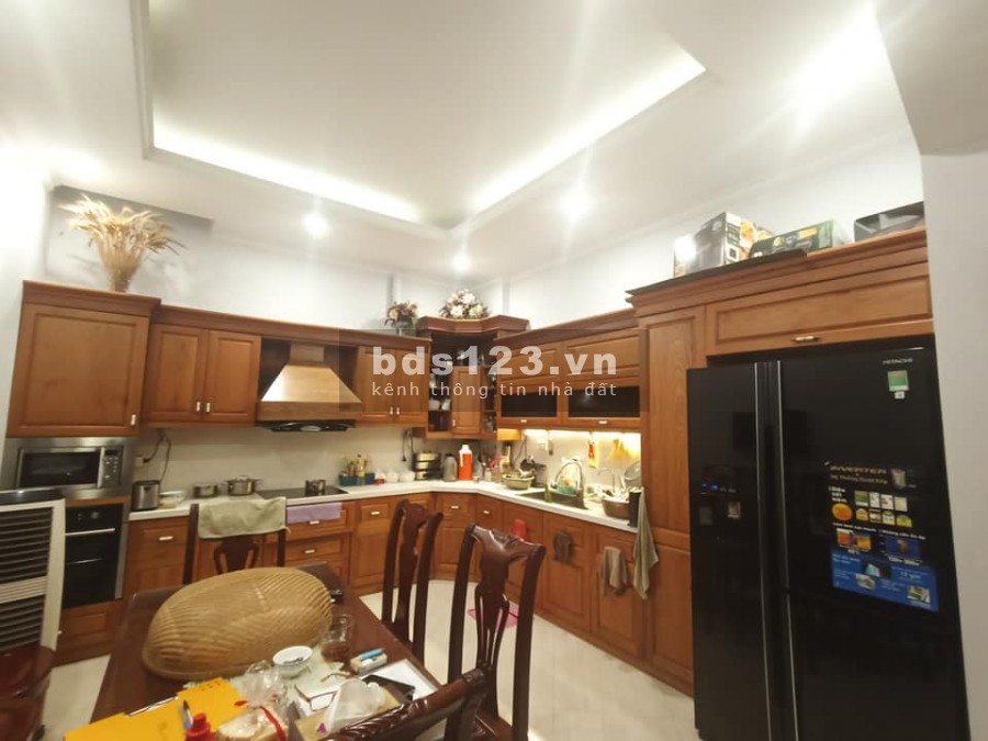 Bán nhà rộng 54m2 Lê Văn Lương Cầu Giấy, Phân Lô, Gara Ô Tô Tránh, Sát Phố, giá hơn 9 Tỷ