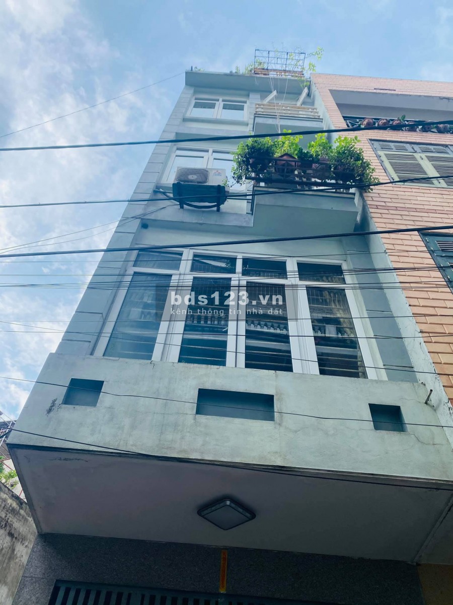 Bán nhà phố Lạc Trung, phân lô Lạc Trung, ô tô tránh vỉa hè dân trí cao, liên hệ 0935999898