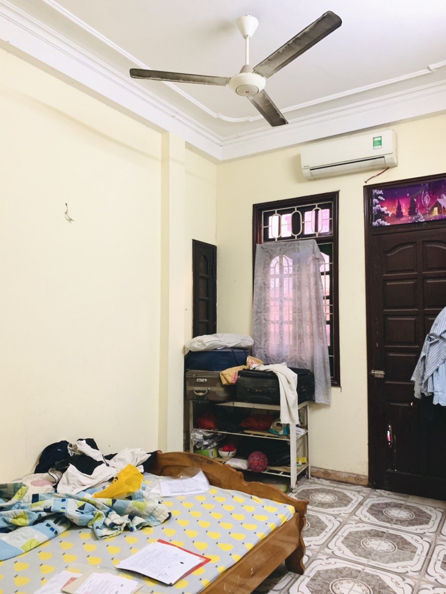 Chính chủ bán nhà gần cầu Chương Dương mặt tiền rộng đúc 3 tầng, giá 3xx tỷ