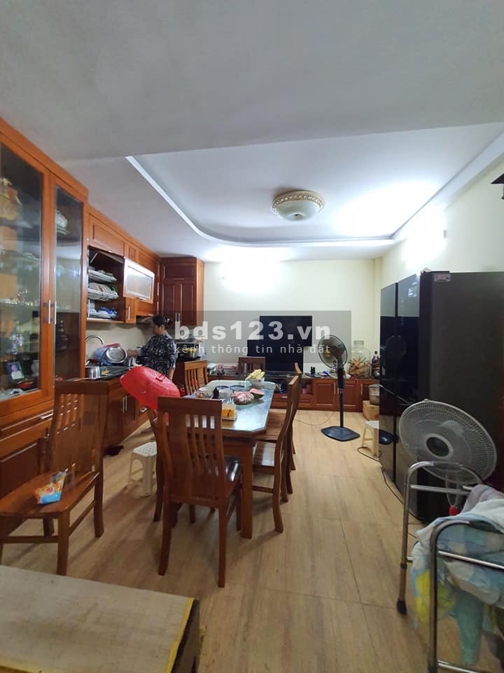 Bán Nhà Phố Mễ Trì, Hai Mặt Thoáng, 10m ô tô đỗ, Ngõ Thông, 45m2*5T, Giá 4.8 tỷ.