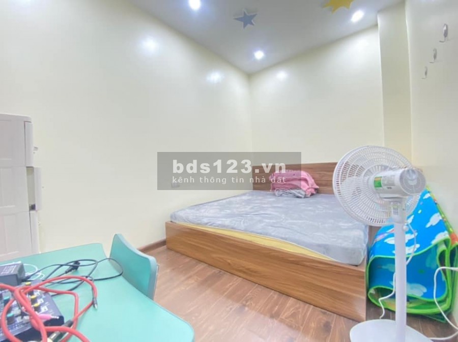 ( Gấp) Bán nhà Đình Thôn 10m oto đỗ kinh doanh đỉnh diện tích 44m2, 5 tầng, gía bán 4.5 tỷ