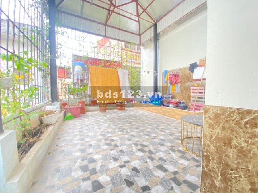 ( Gấp) Bán nhà Đình Thôn 10m oto đỗ kinh doanh đỉnh diện tích 44m2, 5 tầng, gía bán 4.5 tỷ