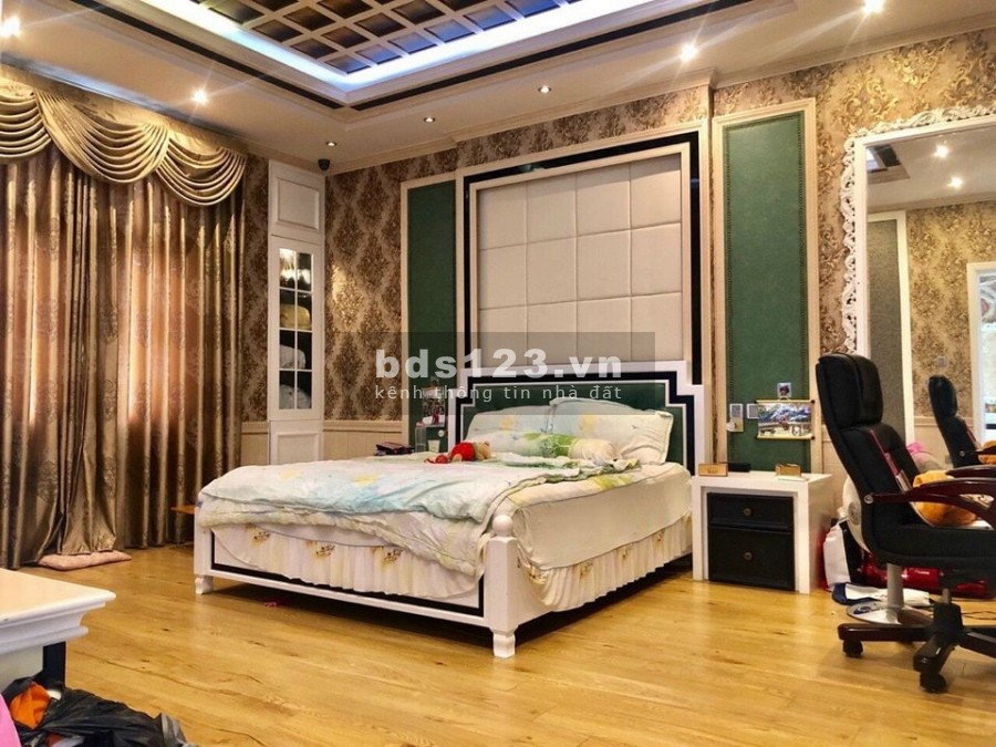 Bán nhà đẹp 5 tầng 5PN 5WC, căn góc hẻm 10m Trần Hưng Đạo giao Nguyễn Văn Cừ
