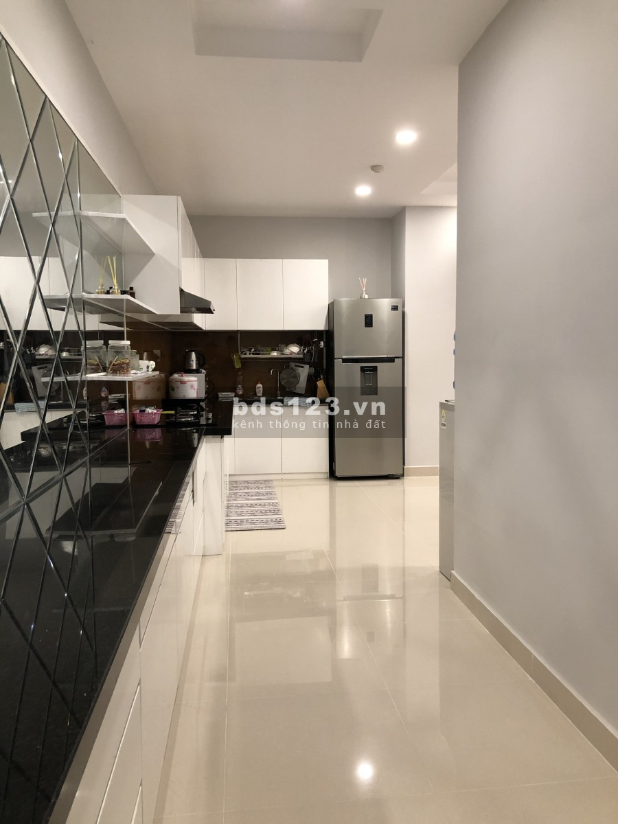 Bán căn hộ Melody Vũng Tàu DT 108M2 3PN view biển thành phố tầng trung nhà đẹp