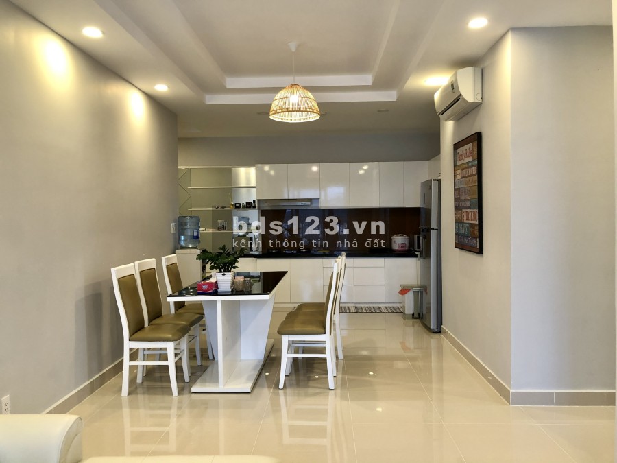 Bán căn hộ Melody Vũng Tàu DT 108M2 3PN view biển thành phố tầng trung nhà đẹp