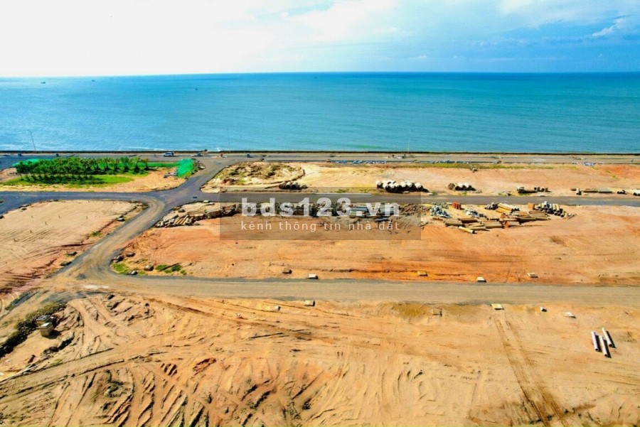 Lô đất nền dt 90m2 mặt biển tại trung tâm thành phố Phan Thiết giá chỉ 3,2 tỷ cần bán gấp