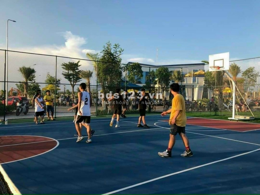 Nhà phố 3 thế hệ mặt đường Đoàn Nguyễn Tuấn giá rẻ mùa dịch, cơ sở hạ tầng đúng tiến độ