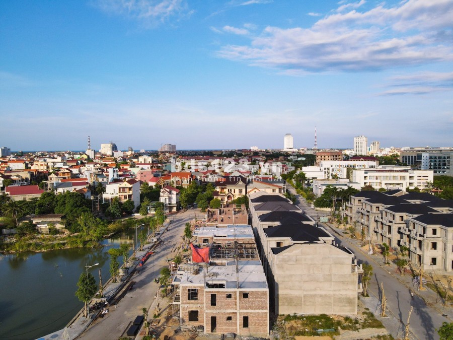 Bán lô đất tuyến 2 Trần Hưng Đạo, pháp lý đầy đủ 100%, lh 0355987829