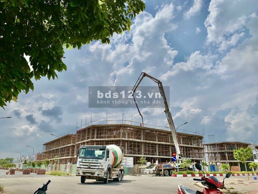 Bán đất nền và nhà liền kề nằm ngay cạnh chợ Bàu Xéo thổ cư 100% giá 1.4 tỷ- 3.7 tỷ
