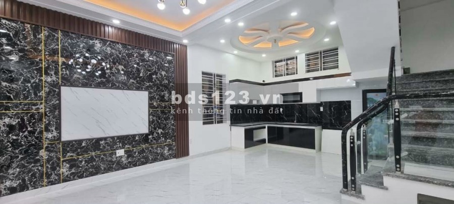 Bán nhà 3 tầng Miếu Hai Xã, 46m2 ngõ 3m chỉ 2,25 tỷ Nhà xây mới. nội thất cao cấp