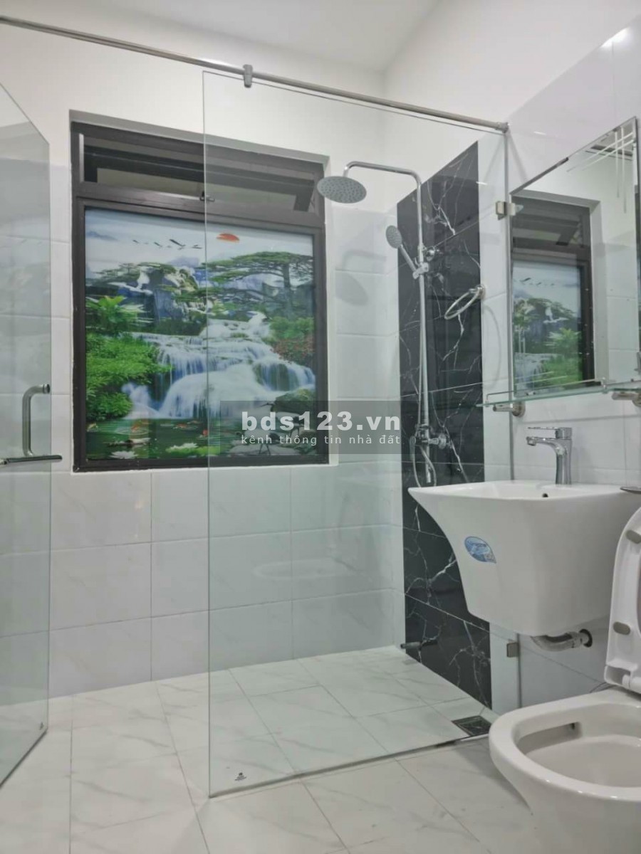 Bán nhà 3 tầng Miếu Hai Xã, 46m2 ngõ 3m chỉ 2,25 tỷ Nhà xây mới. nội thất cao cấp