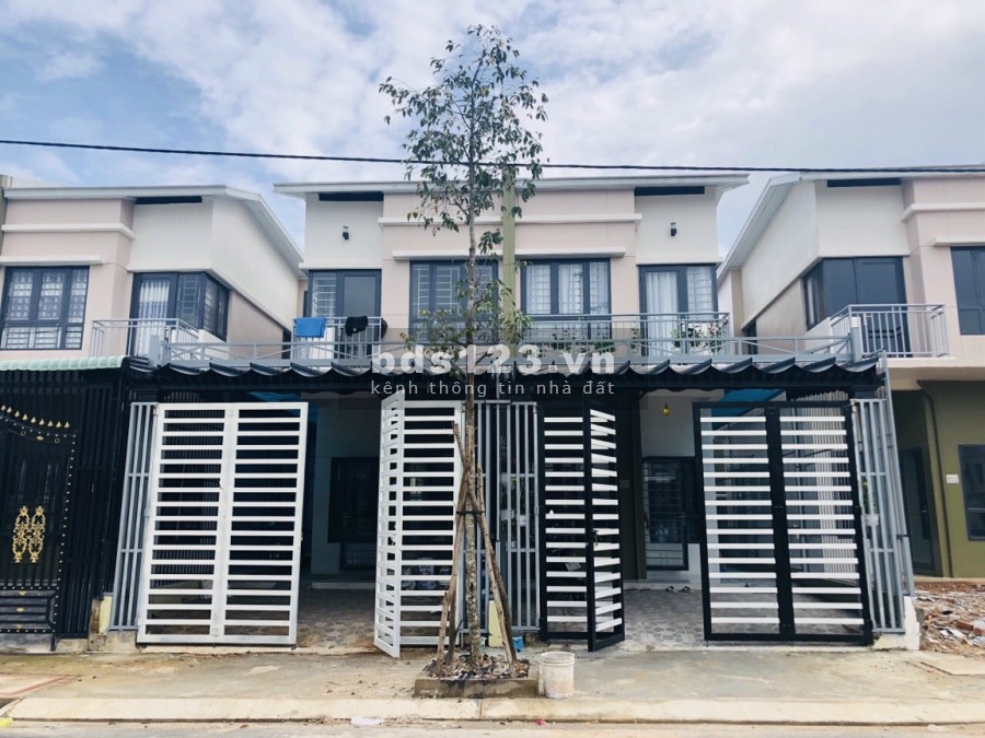 Nhà cho thuê nguyên căn full nội thất liên hệ 0987997123 giá hợp lí