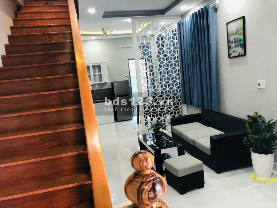 Nhà cho thuê nguyên căn full nội thất liên hệ 0987997123 giá hợp lí
