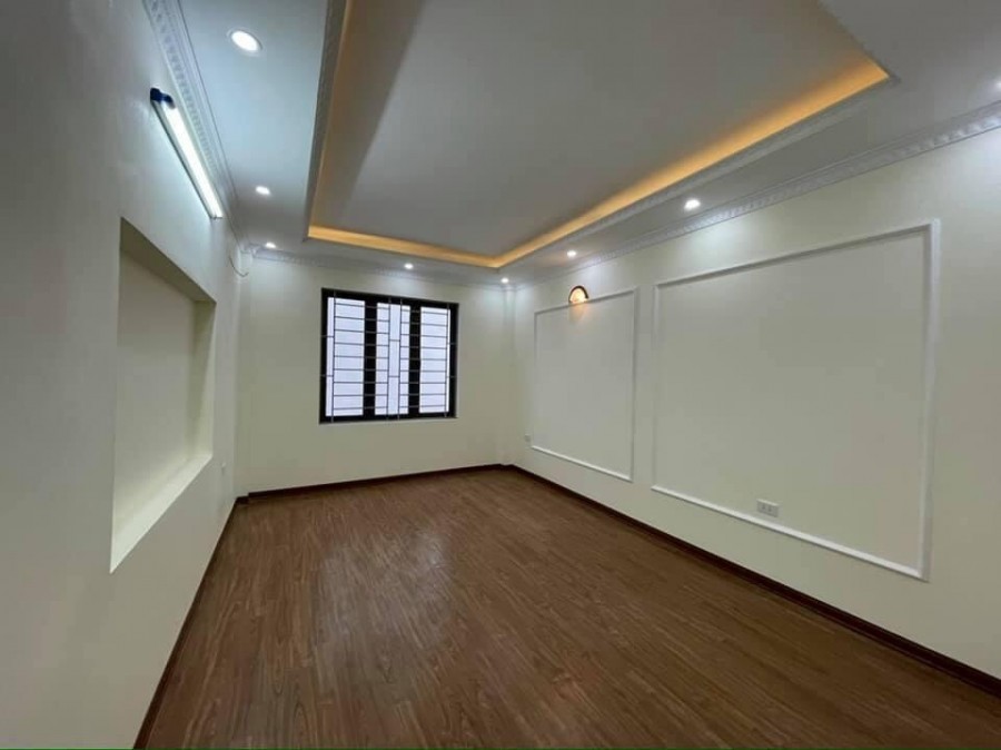 Bán nhà nguyên căn chỉ 2.37tỷ có ngay nhà mới đẹp 31m 5 tầng gần trung tâm Hà Đông