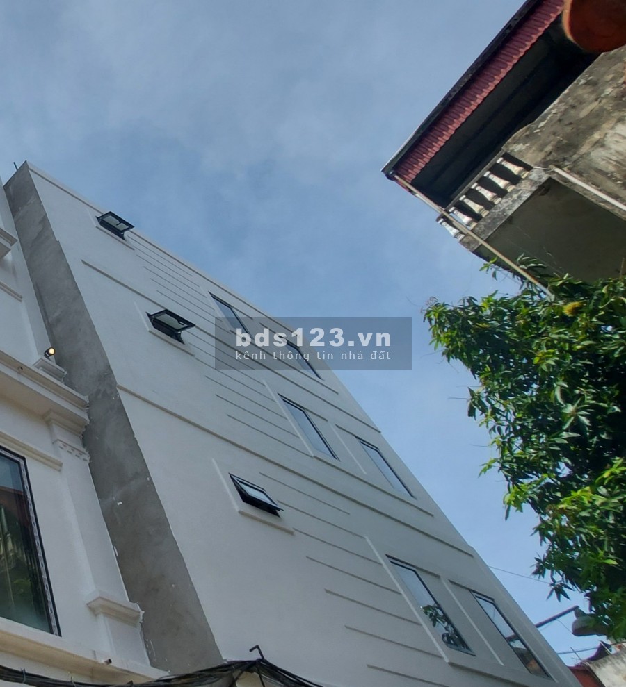 Nhà đẹp diện tích rộng, giá rẻ nhất HÀ ĐÔNG, dt 42m2, 4 tầng 4 ngủ, giá chỉ 2.85 tỷ. Lh 0984672007