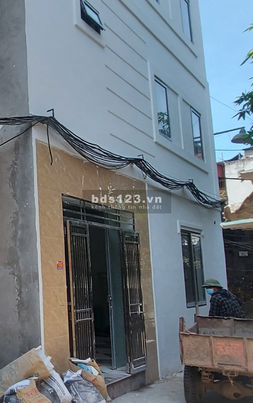 Nhà đẹp diện tích rộng, giá rẻ nhất HÀ ĐÔNG, dt 42m2, 4 tầng 4 ngủ, giá chỉ 2.85 tỷ. Lh 0984672007