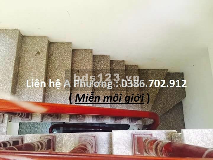 Bán nhà ngõ oto Thanh Lãm diện tích sử dụng 35m2, 4 tầng đúc giá chỉ 2,3 tỷ