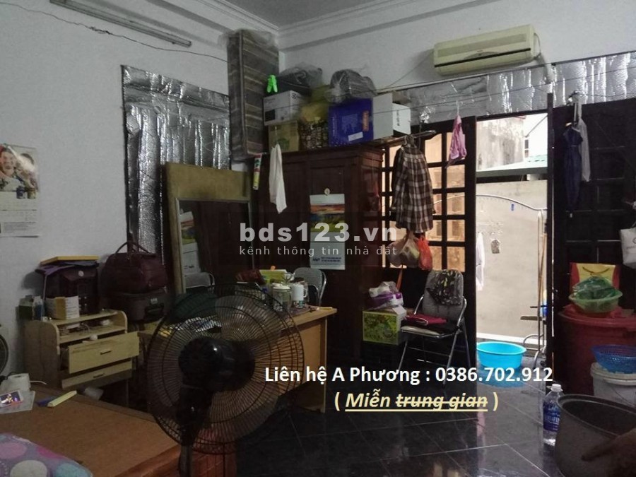 Bán nhà ngõ oto Thanh Lãm diện tích sử dụng 35m2, 4 tầng đúc giá chỉ 2,3 tỷ